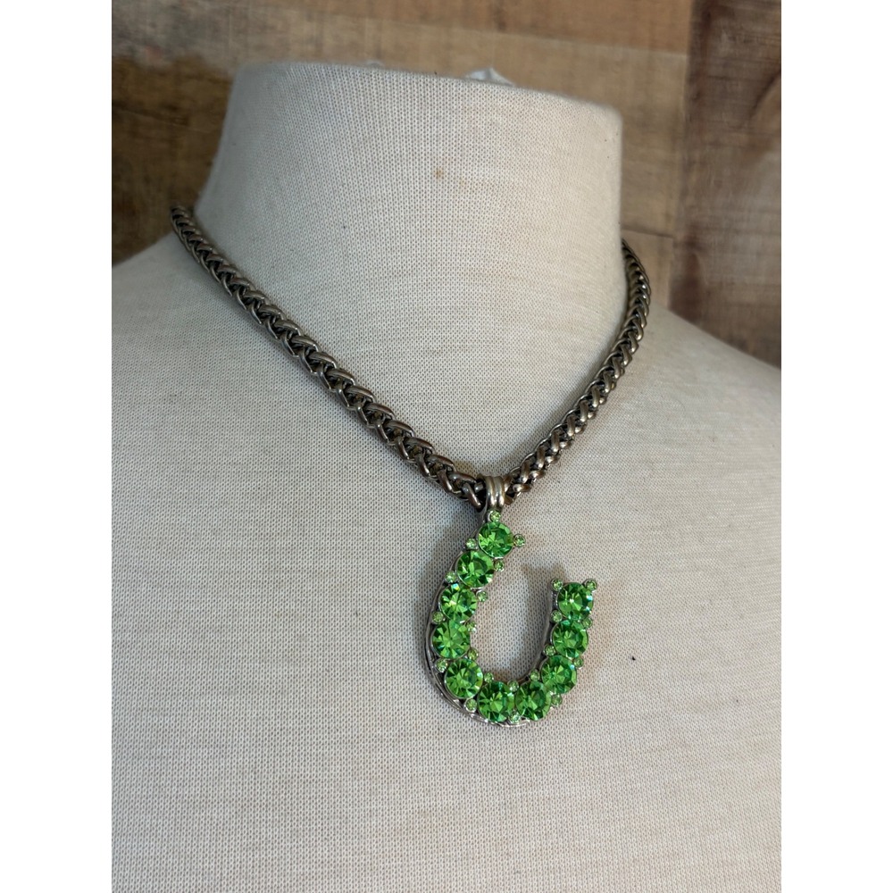 Green Rhinestone Horseshoe Pendant Silver Tone Wheat Chain Statement Necklace